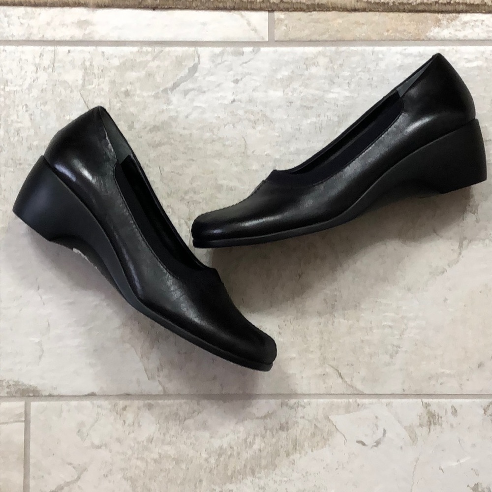 New Easyspirit  size 8